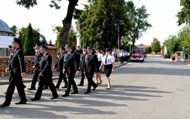 dsc_5913_1280x768_