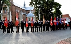dsc_5882_1280x768_