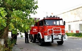 dsc_5860_1280x768_