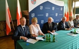 PRZEBUDOWA DROGI DOJAZDOWEJ DO GRUNT&Oacute;W ROLNYCH W MIEJSCOWOŚCI POŁANIEC - ŁĘG 9