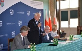 PRZEBUDOWA DROGI DOJAZDOWEJ DO GRUNT&Oacute;W ROLNYCH W MIEJSCOWOŚCI POŁANIEC - ŁĘG 15