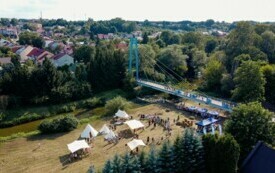 Widok z lotu ptaka na uroczystość