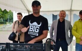 DJ