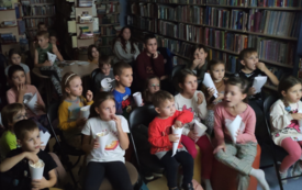 Noc bibliotek