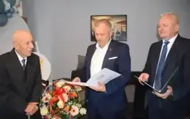 Galeria aktualności &bdquo;Sto lat i jeszcze więcej!&rdquo; &ndash; wyjątkowa wizyta u 100-letniego mieszkańca gminy 21