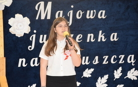Galeria aktualności &bdquo;Wiwat Maj, Trzeci Maj&rdquo;. Święto Konstytucji 3 Maja w Zespole Plac&oacute;wek Oświatowych w Ruszczy 22