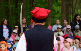 Galeria aktualności Żywa lekcja patriotyzmu połączyła pokolenia w Połańcu 65