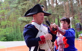Galeria aktualności Żywa lekcja patriotyzmu połączyła pokolenia w Połańcu 94