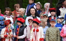Galeria aktualności Żywa lekcja patriotyzmu połączyła pokolenia w Połańcu 161