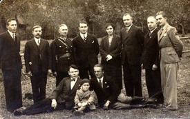 Wincenty Pławski drugi z lewejj