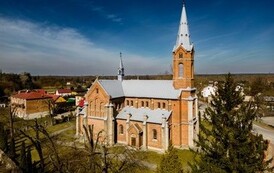 Kości&oacute;l ŚW MARCINA wiosną