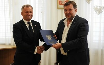 Zdjęcie do Nowy sprzęt gastronomiczny do kuchni i stoł&oacute;wki szkolnej w Zespole Plac&oacute;wek Oświatowych w Ruszczy