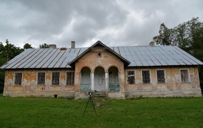 Zdjęcie do Ogłoszono przetarg na rewitalizację zabytkowego Dworku w Ruszczy