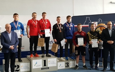 Zdjęcie do Reprezentant MKS Czarni Połaniec Bartosz Tomala wywalczył mistrzostwo Polski w zapasach w stylu wolnym.