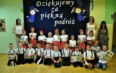 Zdjęcie do Uroczyste pożegnanie 6 - latk&oacute;w w Przedszkolu Publicznym w Połańcu