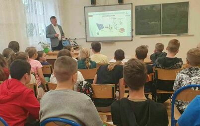 Zdjęcie do Utworzenie pracowni OZE w Zespole Plac&oacute;wek Oświatowych w Ruszczy