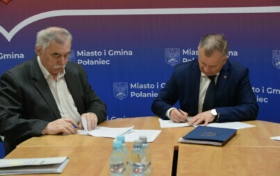 Zdjęcie do Budowa oświetlenia boiska przy Zespole Plac&oacute;wek Oświatowych w Ruszczy