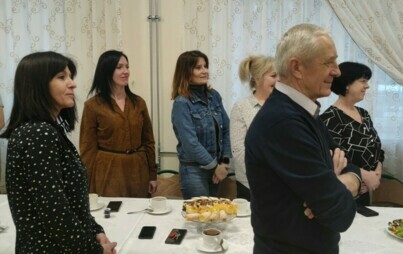 Zdjęcie do Pożegnanie odchodzącego na emeryturę pracownika Zespołu Plac&oacute;wek Oświatowych w Ruszczy