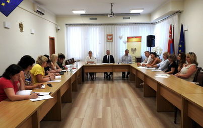 Zdjęcie do Spotkanie z przedstawicielami związk&oacute;w zawodowych plac&oacute;wek oświatowych