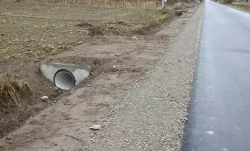 Zdjęcie do Postępy prac przy drodze powiatowej w miejscowości Tursko Małe Kolonia