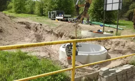 Zdjęcie do Zaawansowane prace przy inwestycji budowy infrastruktury kanalizacyjnej w Połańcu