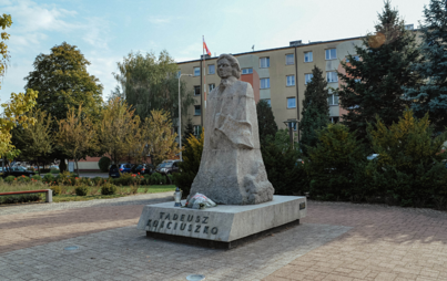 Zdjęcie do W hołdzie Naczelnikowi