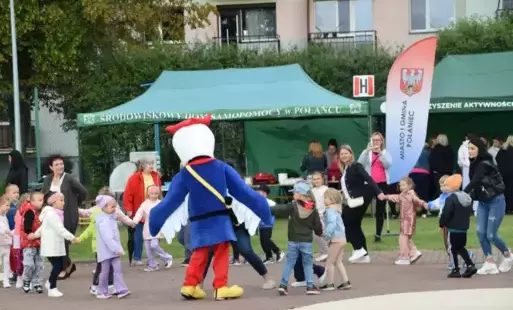 Zdjęcie do &bdquo;Aktywnie i z uśmiechem w Połańcu&rdquo; &ndash; Festyn Integracyjny z sercem, ruchem i wsp&oacute;lnotą