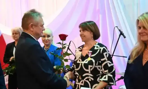 Zdjęcie do Dzień Edukacji Narodowej: Połanieccy Pedagodzy w Blasku Wyr&oacute;żnień