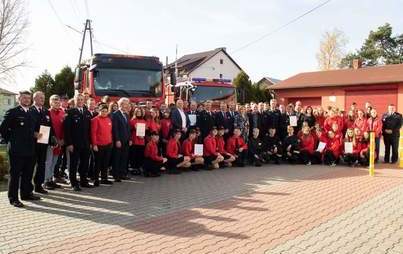 Zdjęcie do Promesy dla Młodzieżowych Drużyn Pożarniczych z powiatu staszowskiego 