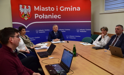 Zdjęcie do Dyskusja nad budową stacji bazowej telefonii kom&oacute;rkowej w Połańcu &ndash; mieszkańcy i władze szukają kompromisu