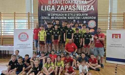 Zdjęcie do Wakacje rozpoczęte z medalami! MKS Czarni Połaniec wicemistrzem II Świętokrzyskiej Ligi Zapaśniczej