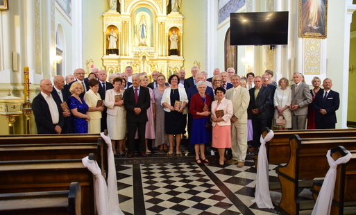 Zdjęcie do Uroczystość Złotych God&oacute;w w Gminie Połaniec &ndash; jubileusz 50 wsp&oacute;lnych lat
