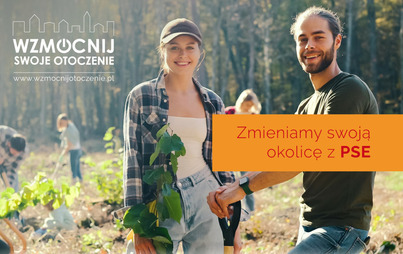 Zdjęcie do Zaczytana Ławka stanie przed Biblioteką!