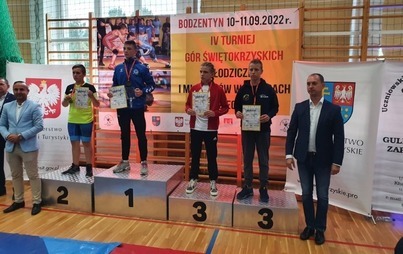 Zdjęcie do Z kolejnymi medalami dla Połańca powr&oacute;cili zapaśnicy Czarnych! 