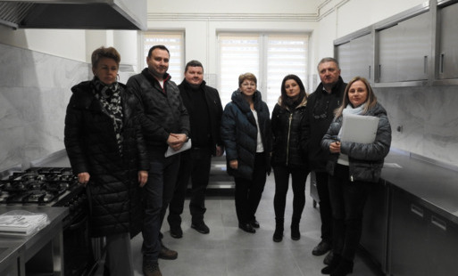Zdjęcie do Zakończono modernizację kuchni w świetlicy wiejskiej w Ruszczy &ndash; inwestycja odebrana