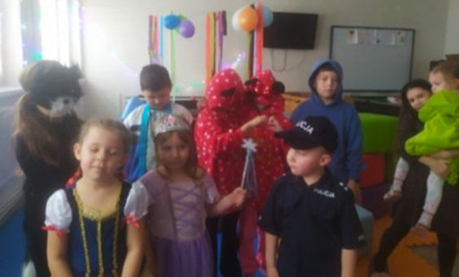 Zdjęcie do Choinka dla dzieci w Maśniku - wsp&oacute;lna zabawa i mile spedzony czas