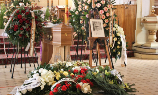 Zdjęcie do Wspomnienie o ks. kanoniku Witoldzie Dobrzańskim &mdash; człowieku wiary, służby i lokalnej wsp&oacute;lnoty