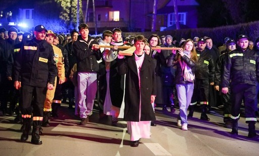 Zdjęcie do IV patriotyczna Droga Krzyżowa w intencji Ojczyzny