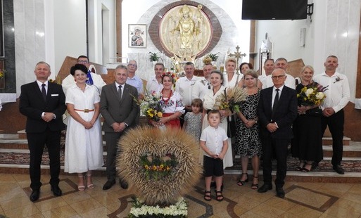 Zdjęcie do Dożynki parafialne w Ruszczy &ndash; tradycja wdzięczności i wsp&oacute;lnego świętowania