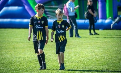 Zdjęcie do Energia dla Połanieckiego Sportu &ndash; sportowe emocje i rodzinna atmosfera na Stadionie Miejskim