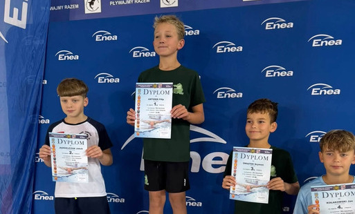 Zdjęcie do Młodzi pływacy KAJMANA Połaniec na podium! Świetne wyniki w Małej Świętokrzyskiej Lidze Pływackiej