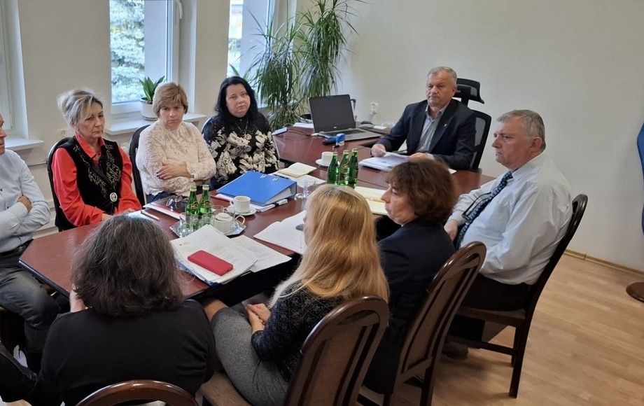 Spotkanie z dyrektorami szkół w Połańcu w sprawie bezpieczeństwa